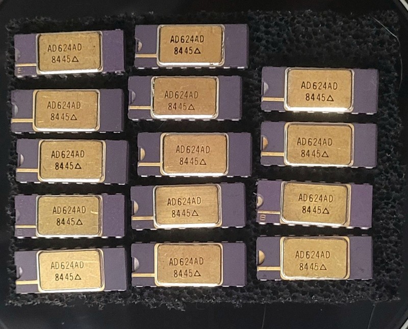 Analog Devices AD624AD Ceramic CDIP-16 Instrumentation Amp Gold Cap NOS • 6 Pack