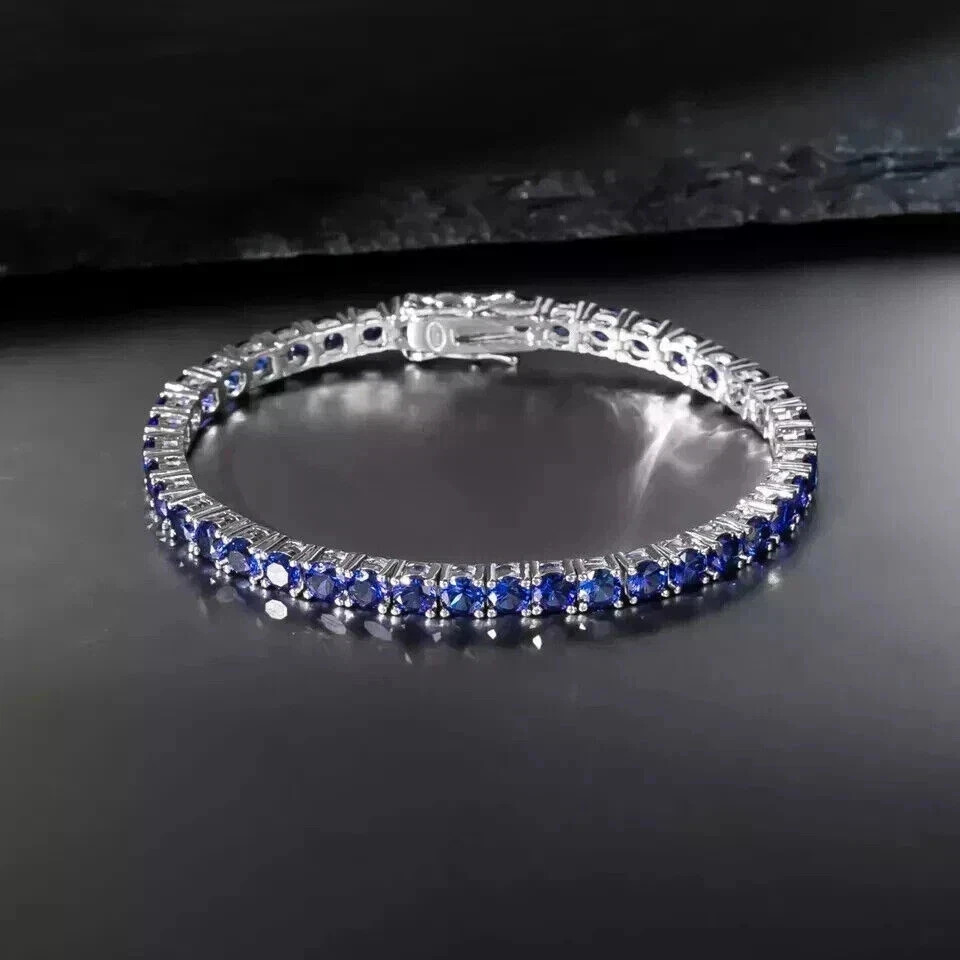 Pulseira de tênis feminina folheada a ouro branco 14K corte redondo azul criada em laboratório 8 quilates - Imagem 3 de 4