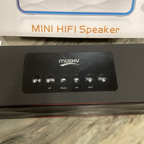 Musky Mini-Hifi speaker BRAND NEW bluetooth Model Dy22 Black/Red - Picture 2 of 6