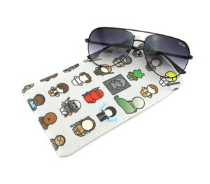 snap sunglasses case