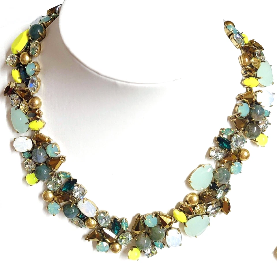 Raro collar J.Crew Spring Bloom llamativo en latón chapado en buey dorado claro limón  Foto 2 de 4