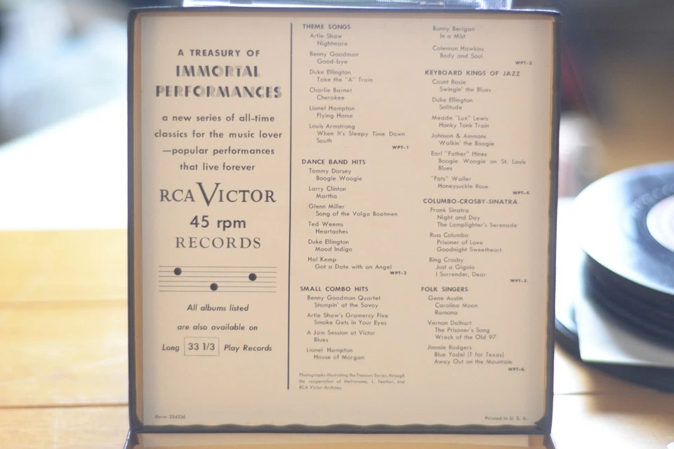 TREASURY OF IMMORTAL PERFORMACNES "SMALL COMBO HITS" 45RPM 7" [3 RECORD BOX SET] Foto 3 de 4