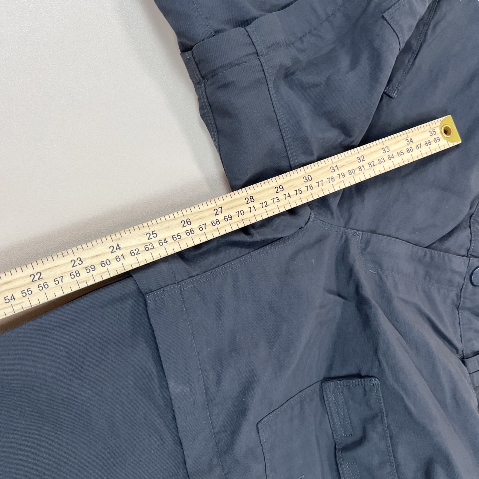 The North Face Women's size 8 Zip-off pants black thumbnail 8