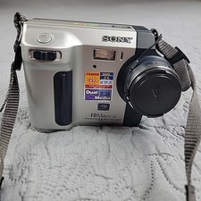 Sony Mavica MVC-FD92 1.6MP Floppy Disk Camera Black/Silver No Battery/Charger
