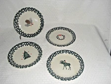 4 Folk Craft Holiday Pines Tienshan Dessert Xmas Plates Pine Cone Wreath Moose