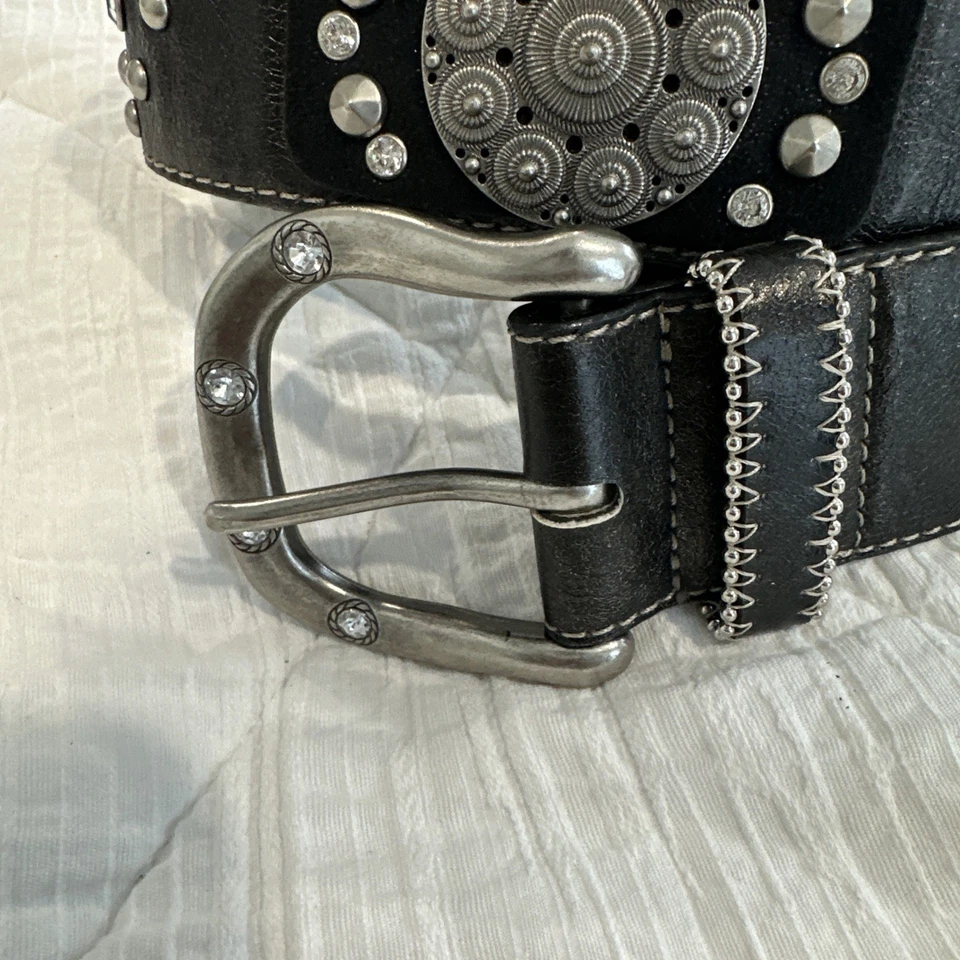 Cinturón Kathy Van Zeeland Marrón Imitación Cuero Tachonado Concho Boho Cuentas Occidentales Foto 2 de 4