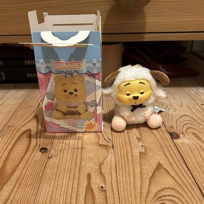 Miniso Winnie Puuh Schaf Schlüsselanhänger Mystery Box