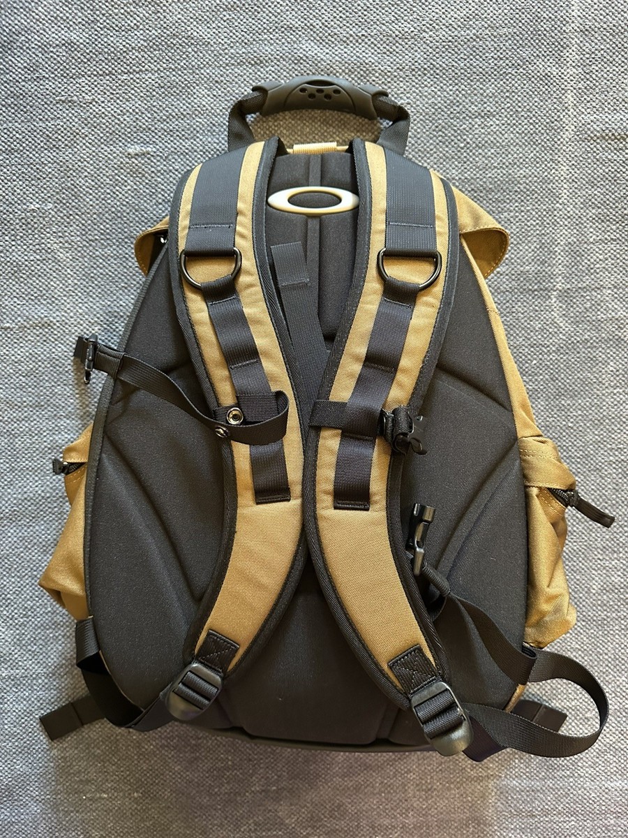 Oakley Icon RC Backpack Coyote Tan 32L | eBay