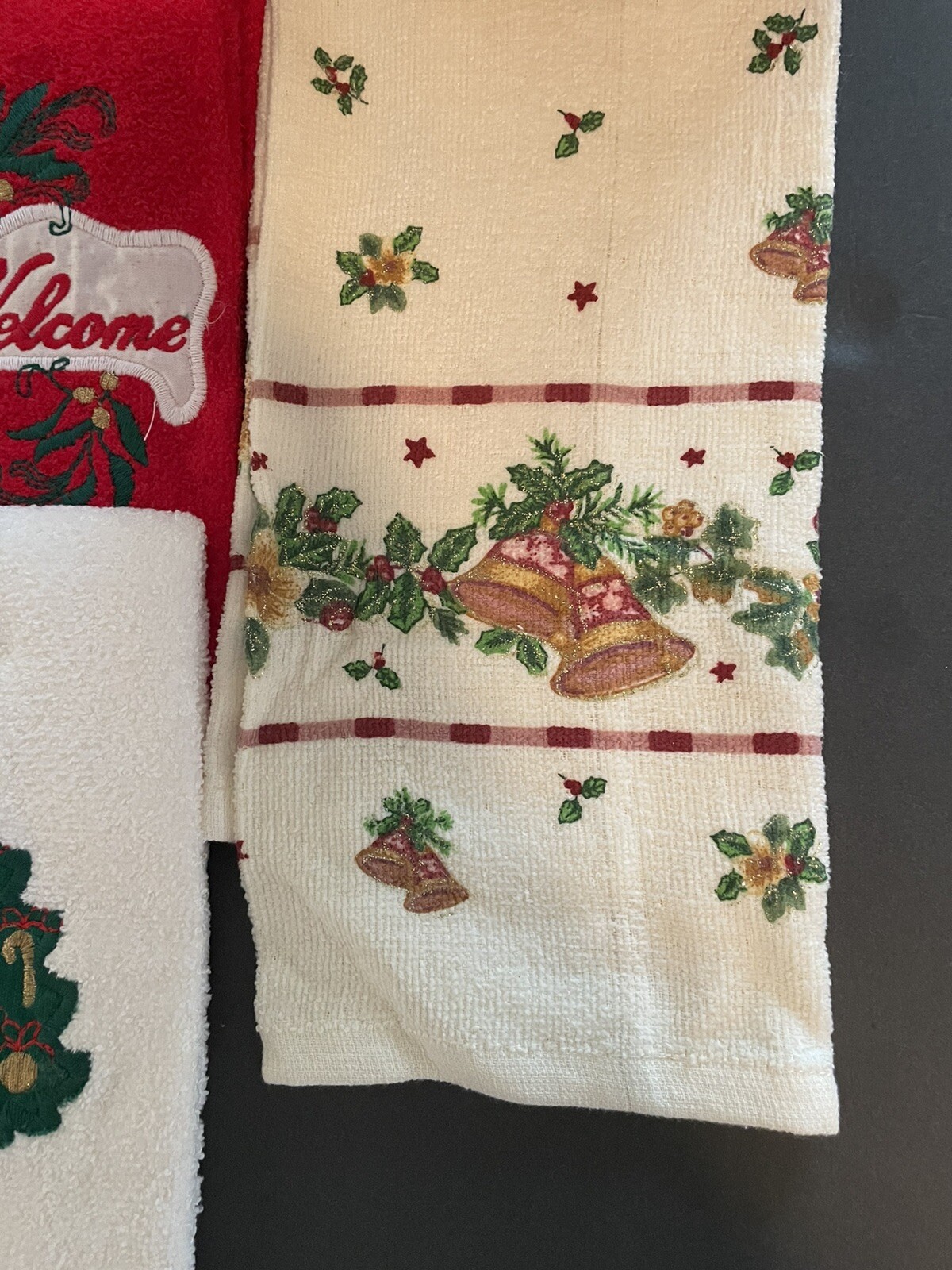 Vintage Christmas Bathroom Hand Towels And 3 Piece Kitchen Set eBay