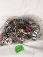 COSTUME JEWELLRY - Large Selection of Necklaces, Bracelets & More 4700 grams
