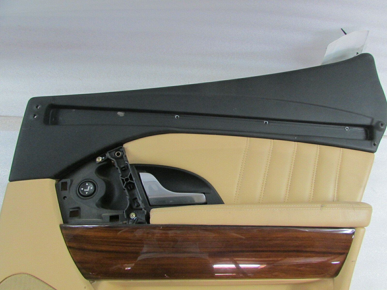 Maserati Quattroporte, RH, Right Rear Trim Panel, Beige, Used, P/N 9867405