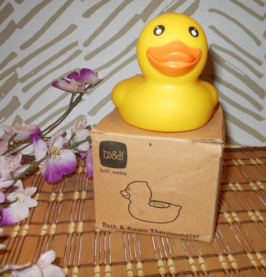 #D1 ~ B&H YELLOW RUBBER DUCK BABY BATH & ROOM THERMOMETER