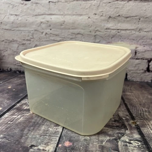 Vintage  Tupperware 1620 Square #2 Modular Mates 11-Cup w/Lid White