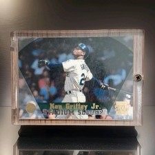 1997 Topps Stadium Club Ken Griffey Jr. Stadium Slugger #385 Mariners Slabbed NM