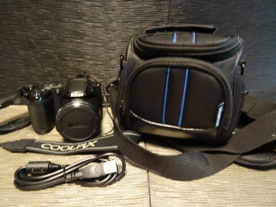 Nikon CoolPix L820 - 16,1MP -30x Opt.Zoom - Full HD Video *Schwarz* ! - Bild 1 von 4