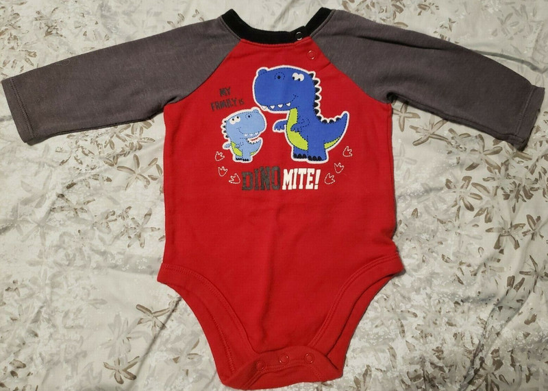 Garanimals Long Sleeved Dino Bodysuit Size 3-6 M