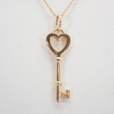 Tiffany & Co. K18YG Heart Key Pendant Charm Necklace Yellow Gold 
