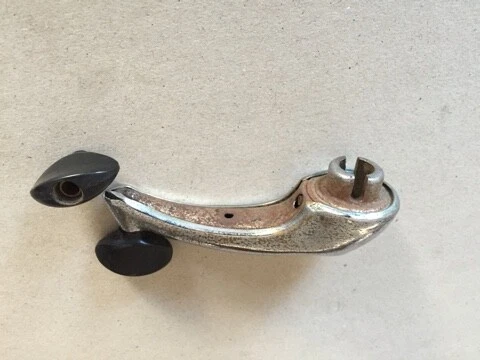 Alpha Romeo 1900 Glass Lift Handle - Picture 3 of 3