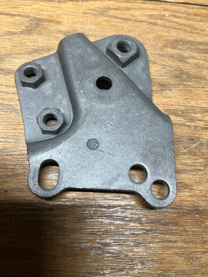 Oldsmobile 442 Pontiac GTO 1970-72 4 velocidades soporte de cambio OEM Foto 2 de 2