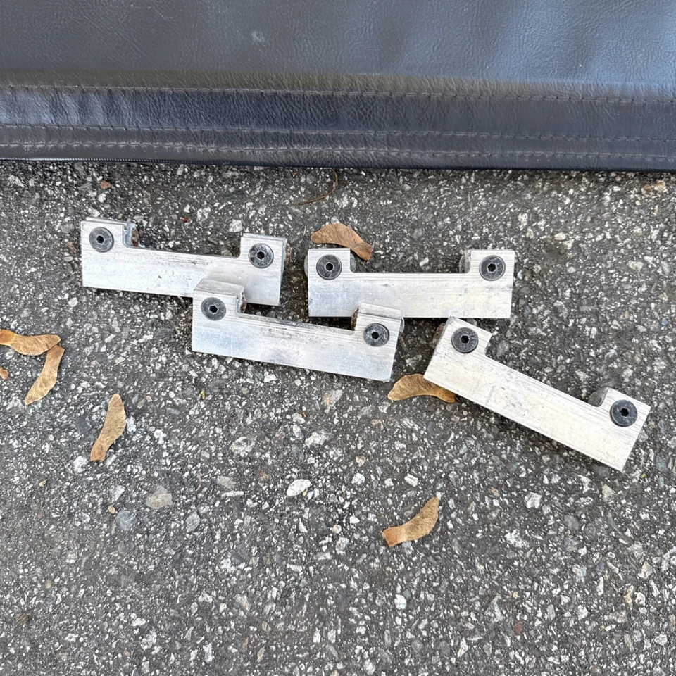 Cubierta blanda Tonneau triple plegable genuina Chevy GM de 6' 6" para Silverado 1500 2018 Foto 4 de 4