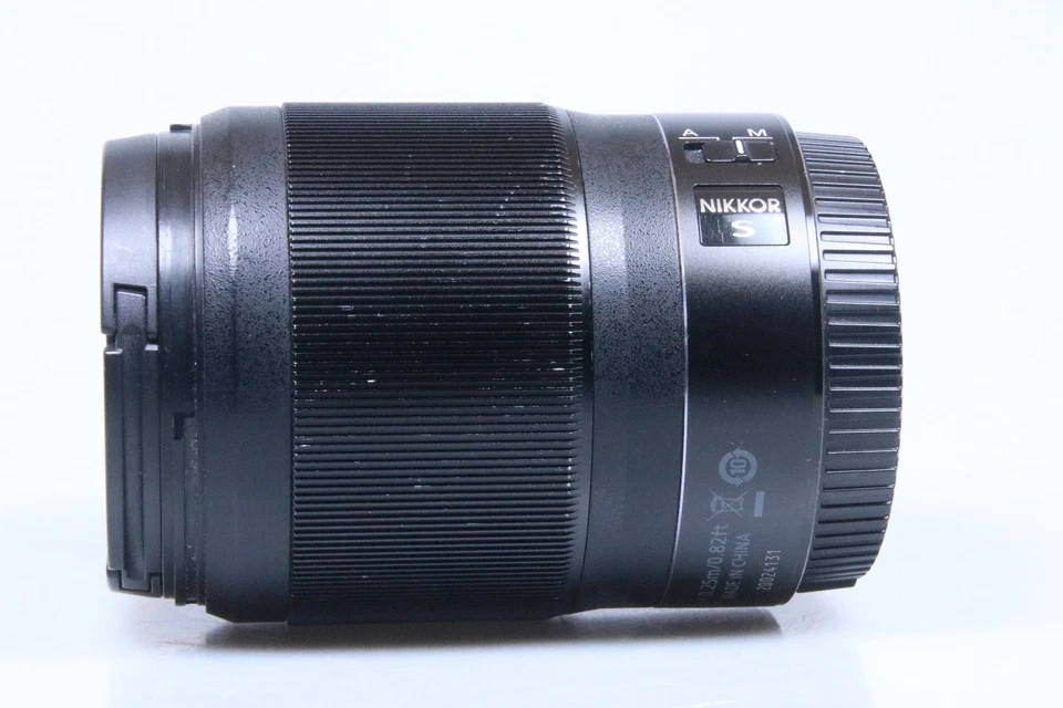 Nikon Z 35mm F1.8 S Prime Nikkor Full Frame Lens - Image 3 of 4
