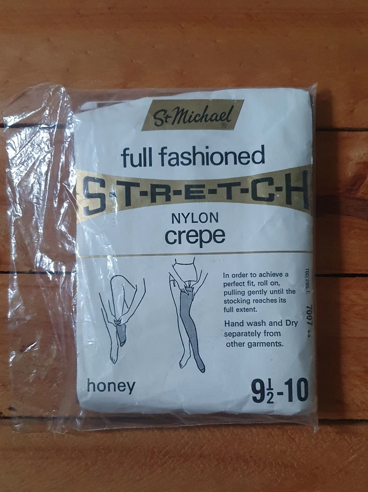 Vintage St Michael Full Fashioned Crepe Stretch Stockings 1960s - 10 Honey - Image 2 of 2