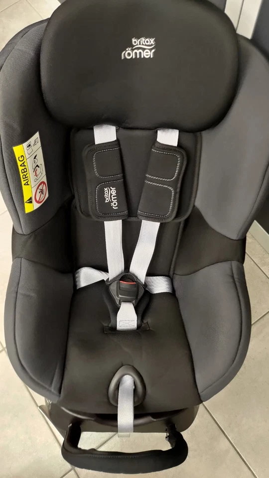 Britax Römer Dualfix 2 R cosmos black Kindersitz - Bild 2 von 3