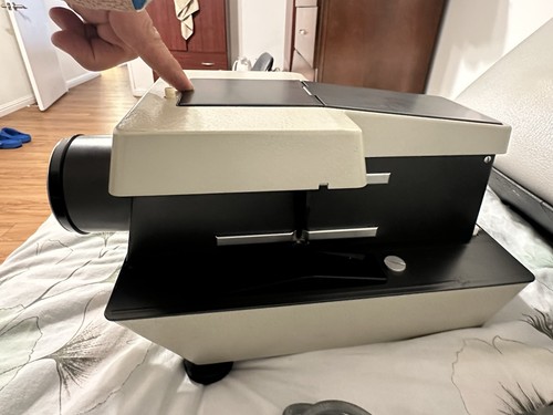 Rollei P11 Slide Projector Franke Heidecke In Mint Condition W Original Case - Picture 6 of 24