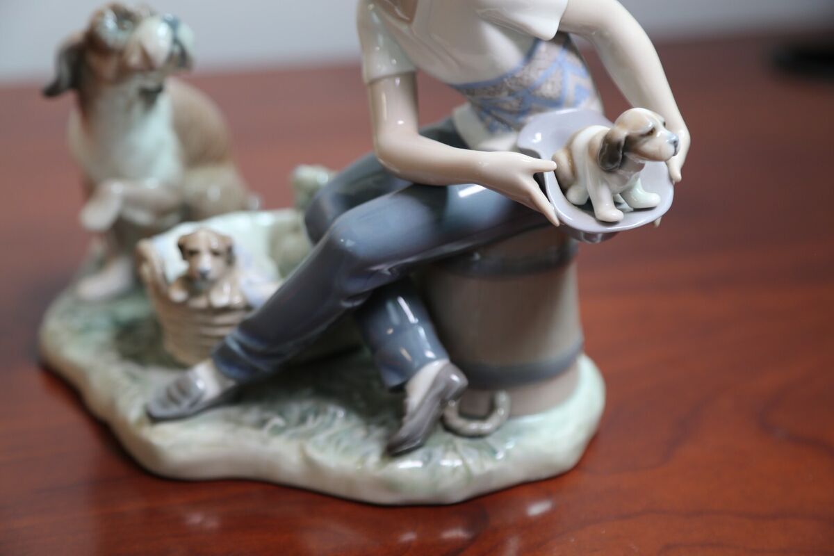 Lladro This One's Mine # 5376 Porcelain Figurine Boy Mother Lladro This One's Mine # 5376 Porcelain Figurine Boy Mother