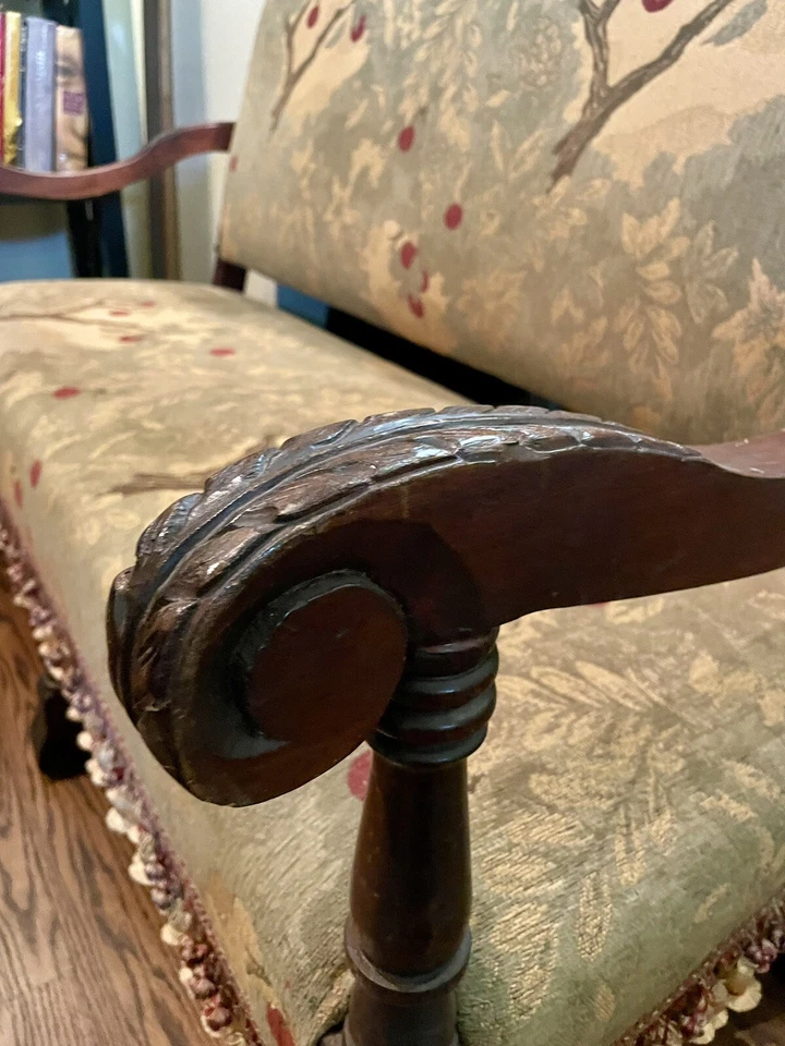 Antique Country French Hall Seat Settee Sofa Louis XIII Marly Berry Upholstery - Image 4 of 4