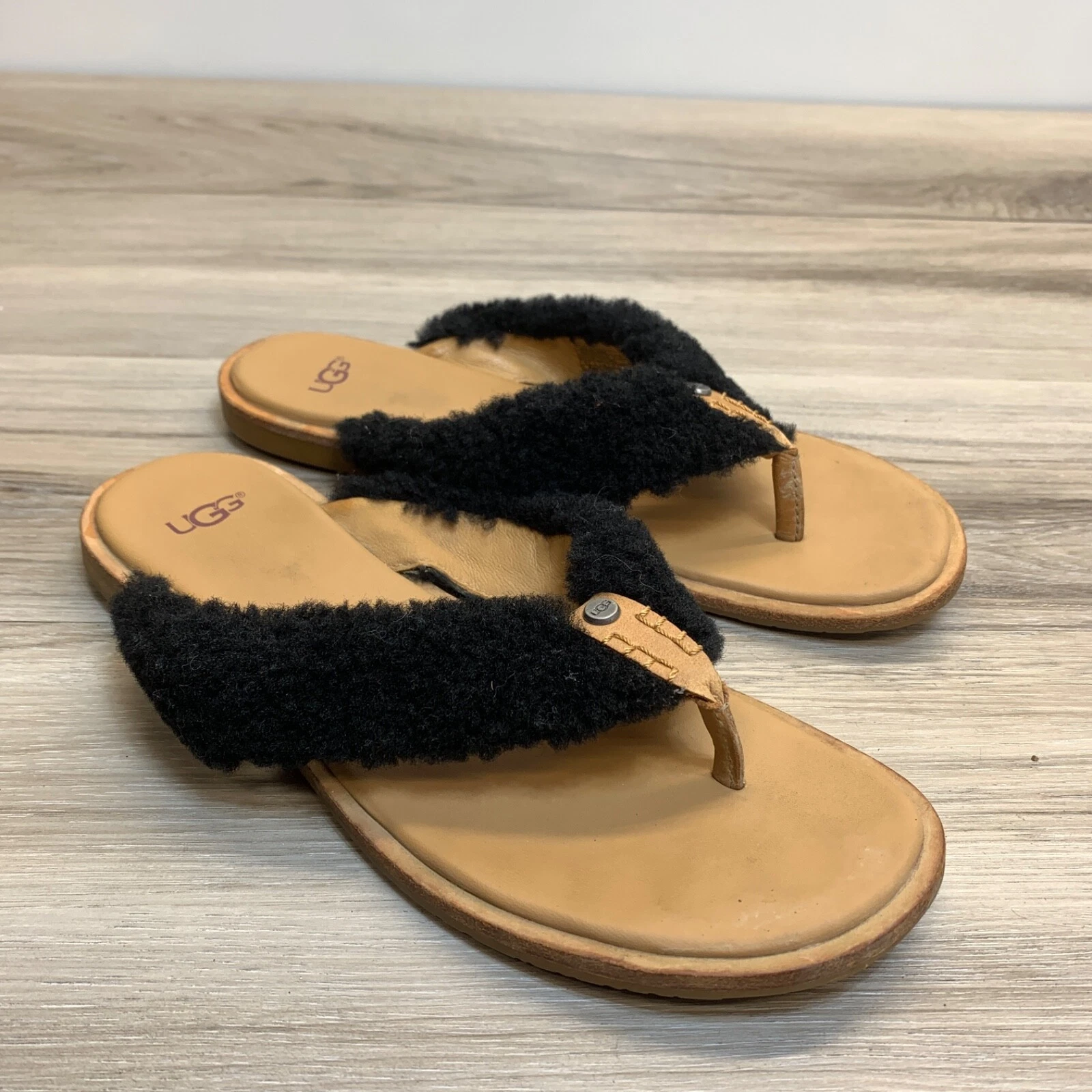 UGG Australia ALICIA taglia 8 S N 1101030 sandali donna Thang pelliccia sintetica