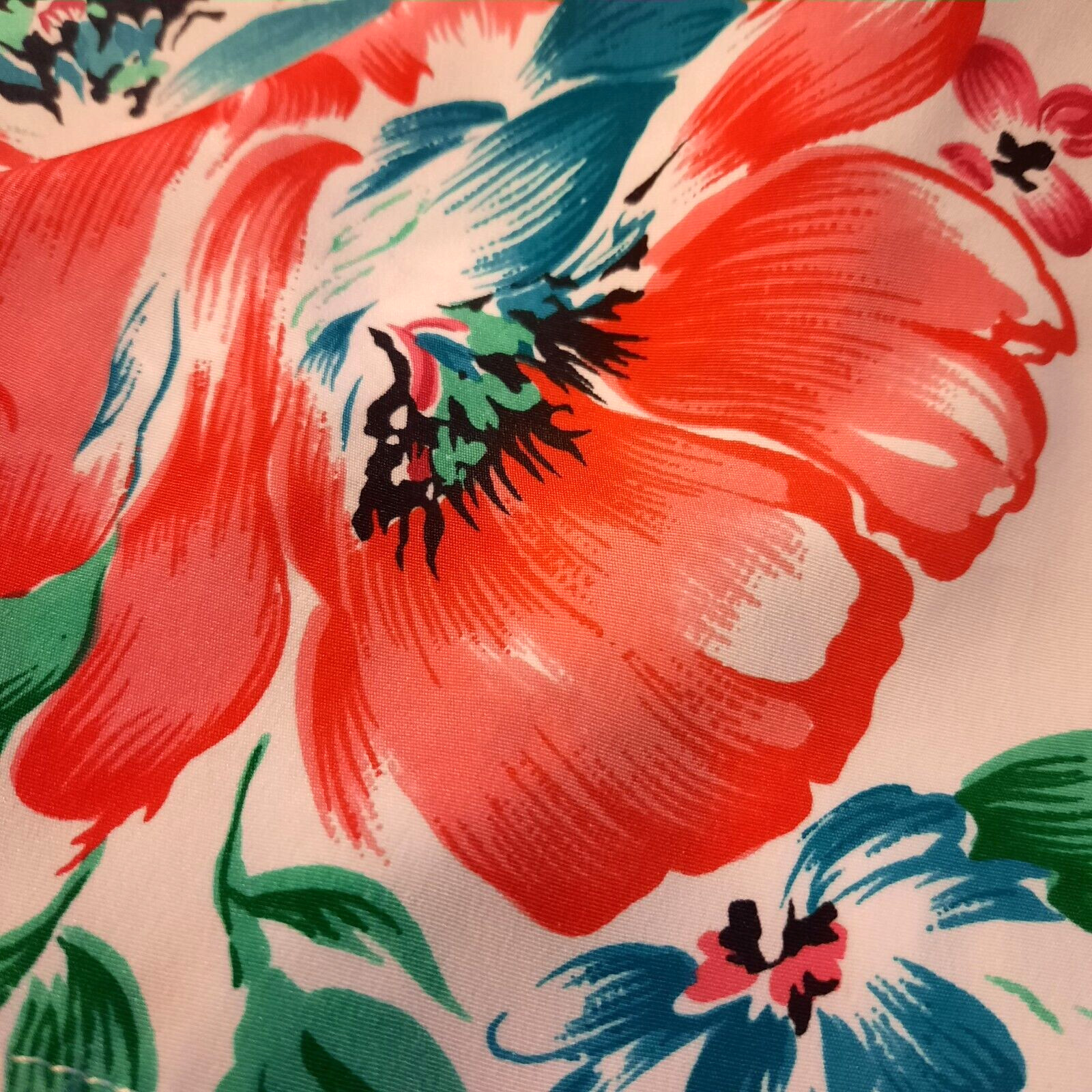 Briar Patch Designs Triangular Shaped Scarf Flora… - image 2