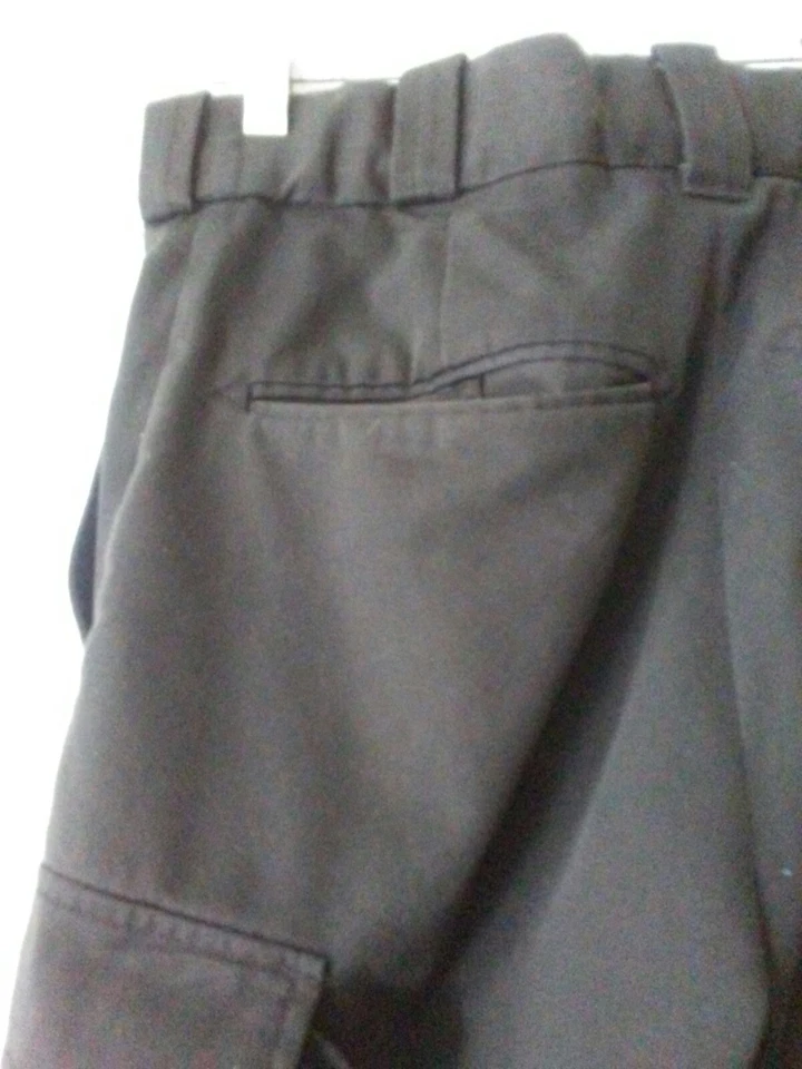 FLYING CROSS Men's 47310 Black 6 Pckt COMMAND WEAR TACTICAL Cargo Pants 30Reg - Image 4 of 4