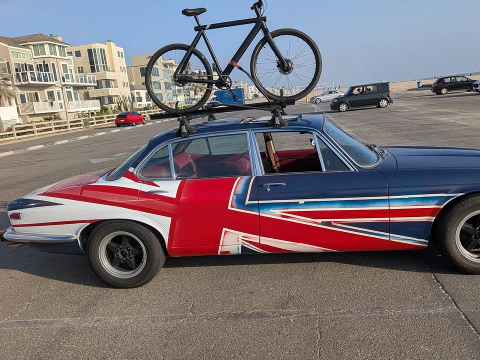 Jaguar XJ6 1976 Foto 3 de 4