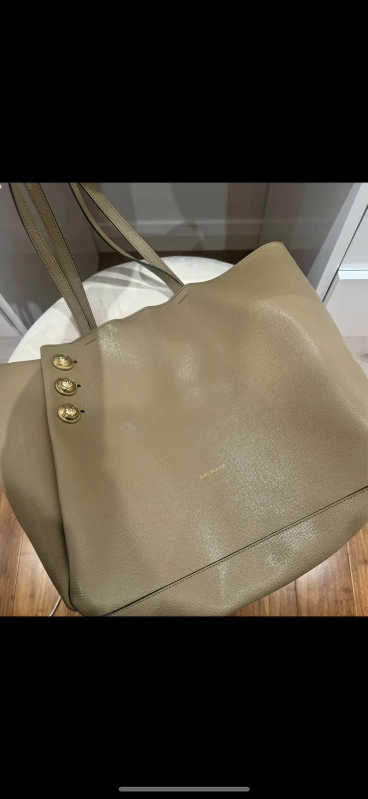Balmain — Balmain Emblème Leather Tote Bag – Authentic – RRP $2,050