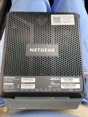 NETGEAR Nighthawk C7000v2 AC1900 Wi-Fi Cable Modem Router 
