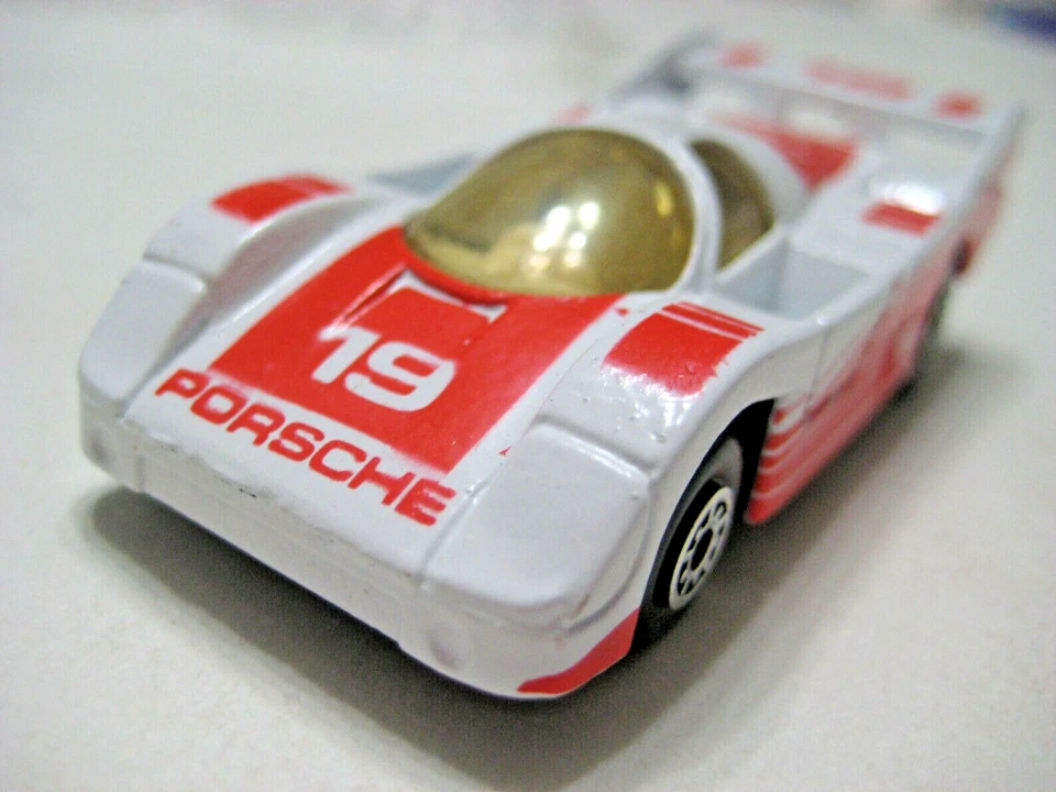 Mc Toy 1:64 Coffret 25 Mini Sport voitures (Golf_205_Ferrari_Porsche_R25-Escort) - Photo 4/4