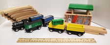 Toys R Us Wooden Magnetic Train Engine, 6 Cars, 10 track Fits BRIO  Thomas