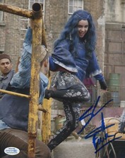Sofia Carson Descendants Autographed Signed 8x10 Photo ACOA 2020-1