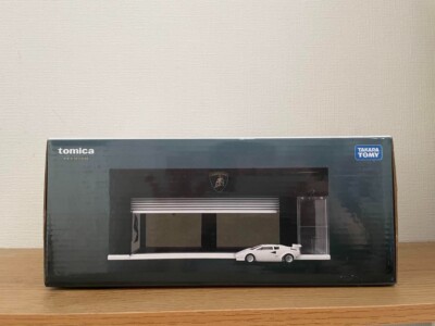 Takara Tomy Tomica Premium Garage Lamborghini Edition Diecast Car