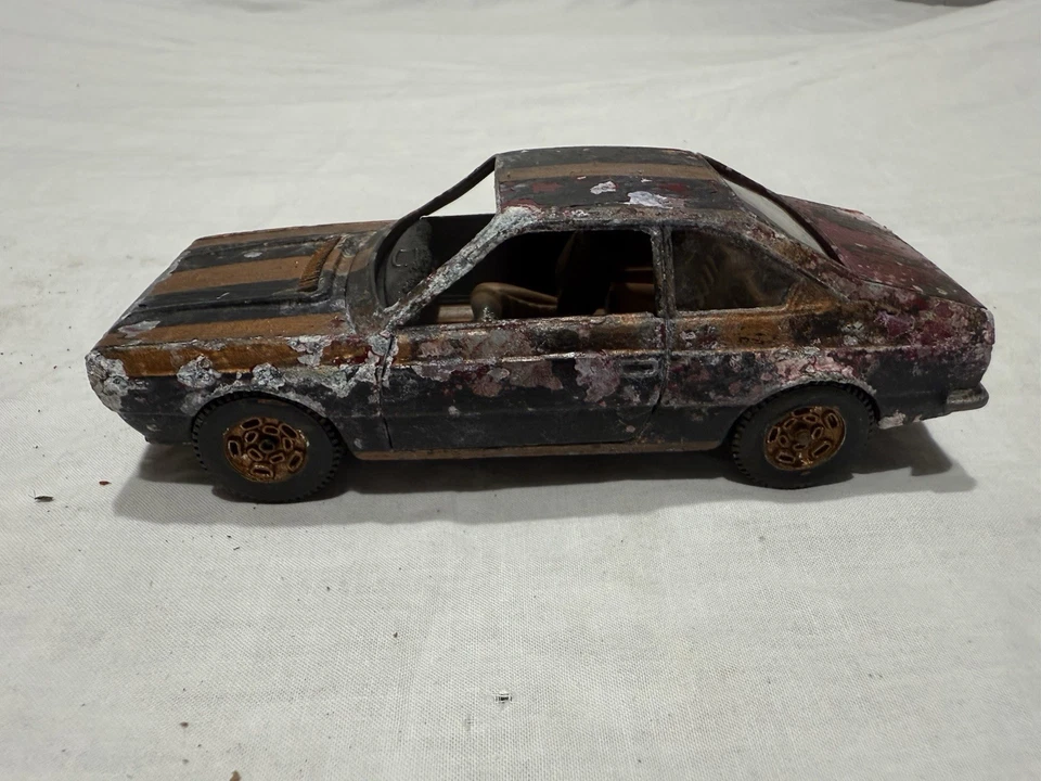 Lancia Beta Coupe Mebetoys 1:25 Da Recupero O pezzi Ricambio No Politoys - Immagine 2 di 4