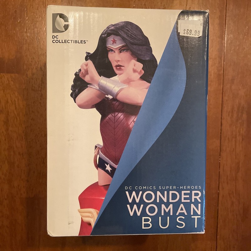 DC Collectibles Wonder Woman 6" Cold-Cast Porcelain Bust by Jim Maddox