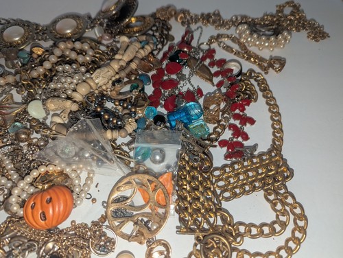 Vintage Trödel Schmuck Basteln Reparatur Teile und Stücke LBS Lot 106 verheddert - Bild 5 von 12
