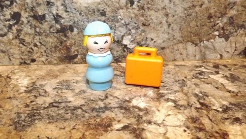 Vintage Fisher Price Little People #933 Jetport Airport Stewardess Luggage?