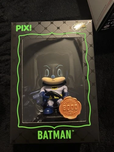 PIX! Limited Edition Batman Vinyl Figure 8000 Production Run Collectible