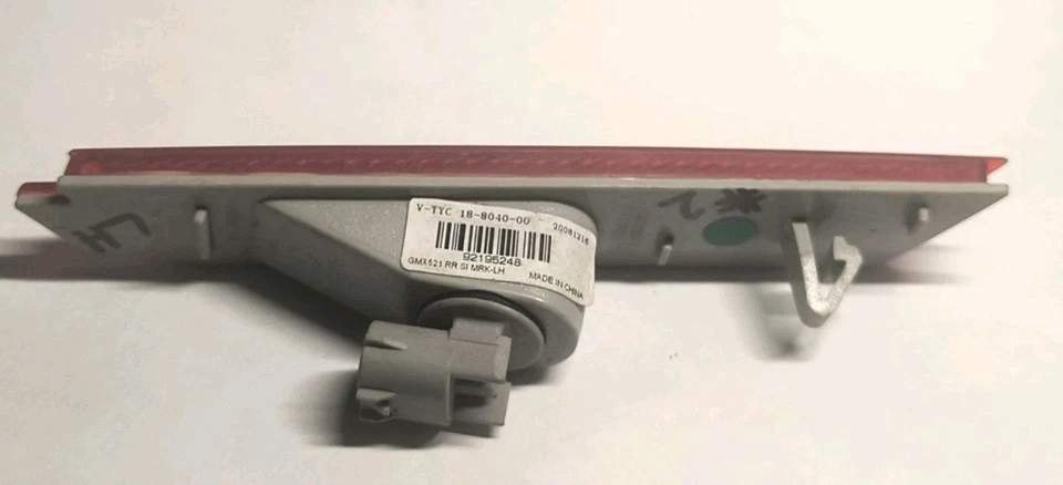 10-15 Camaro SS RS LH L Driver Left Side Rear Marker Light Red Used 92195248 #2 - Image 3 of 4