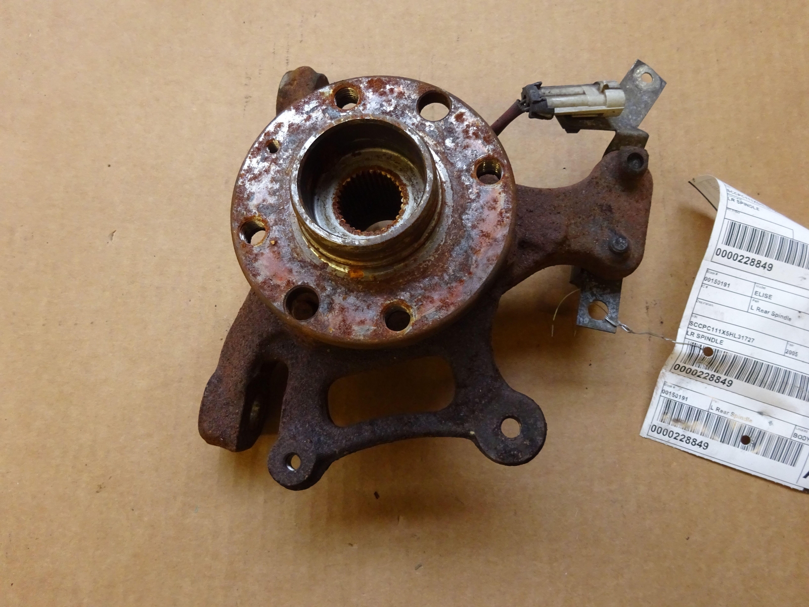 Rear Knuckle LOTUS ELISE Left 05