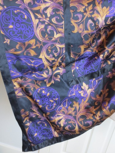 Carlisle Square Scarf 100% Silk Korea 44"x 42" - Picture 4 of 13