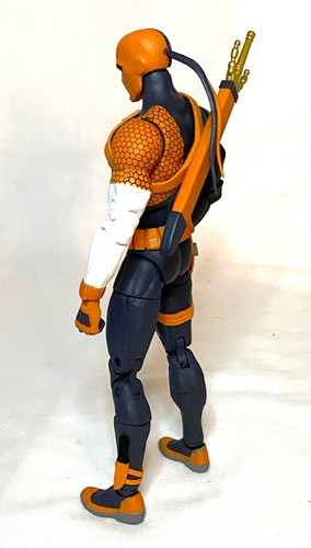 DC Collectibles Deathstroke Essentials #2 Actionfigur - Bild 7 von 8