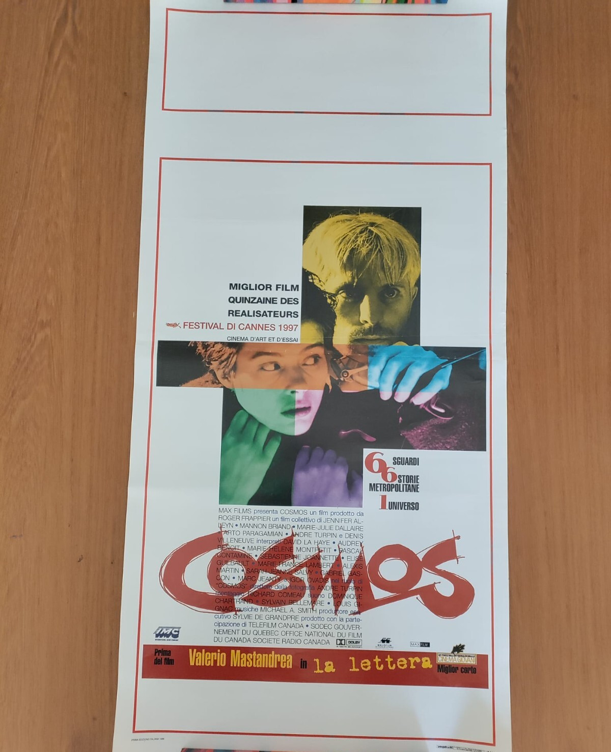 Locandina di Cosmos (1996)